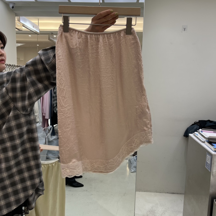 FLAUNT東大門直郵女士新品人氣真品時尚半身裙中短裙蕾絲FLAUNT半身裙/中短裙圖色3