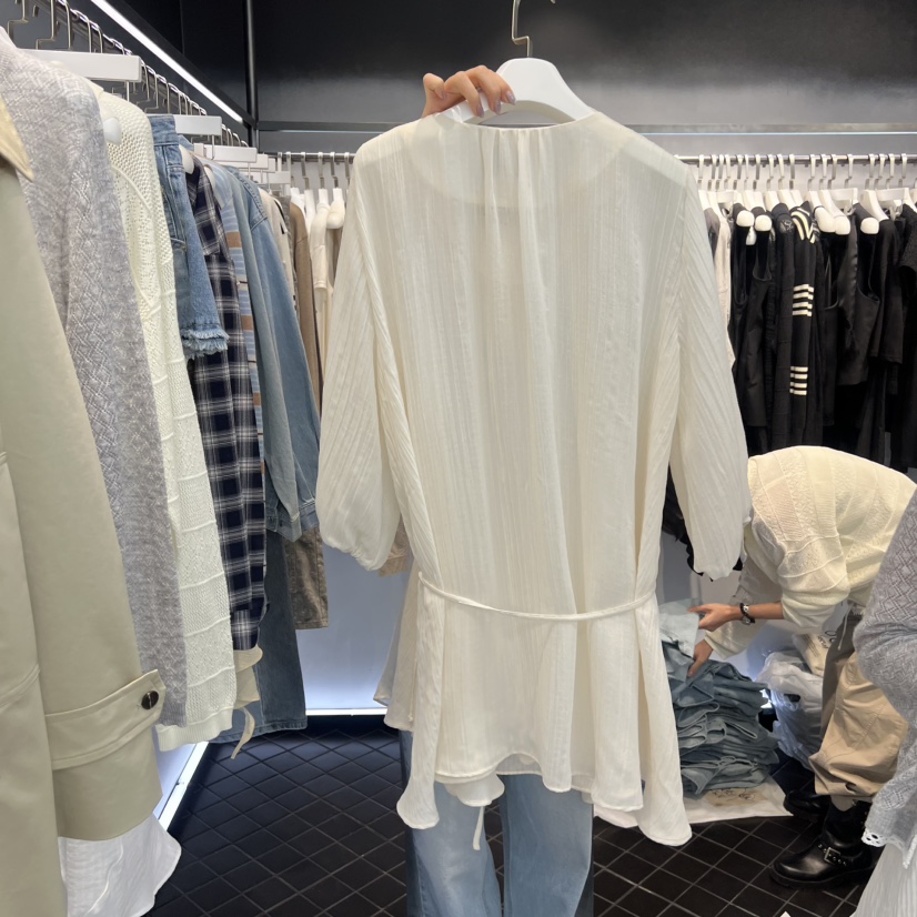 OUS/INCH-L東大門直郵女士新品真品時尚襯衫蕾絲衫含腰繩OUS/INCH襯衫/蕾絲衫