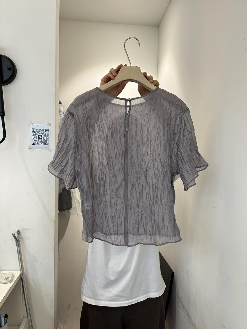 OUVIR東大門實拍女裝新款推薦人氣熱賣26春夏襯衫蕾絲衫褶皺O.V.R/OUVIR襯衫/蕾絲衫