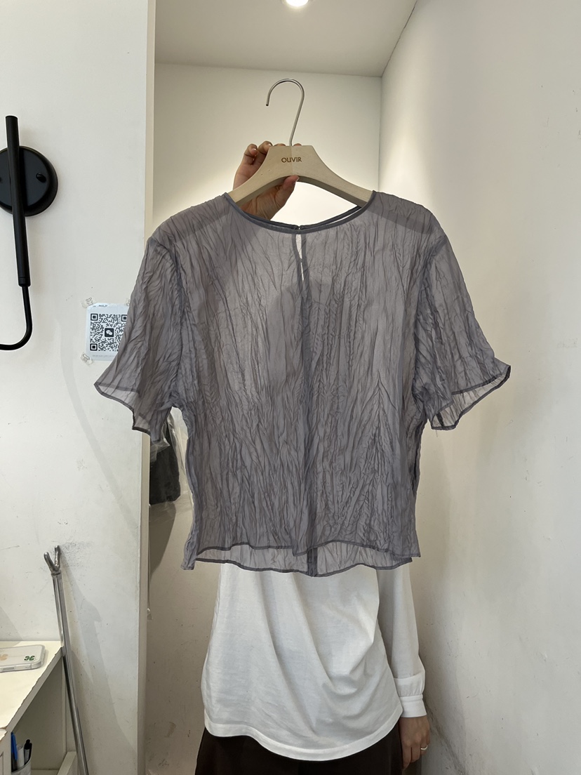 OUVIR東大門實拍女裝新款推薦人氣熱賣26春夏襯衫蕾絲衫褶皺O.V.R/OUVIR襯衫/蕾絲衫圖色2