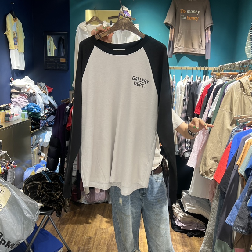 MERCI LINDA東大門直郵女裝新品人氣休閑真品推薦長袖T恤MERCI LINDA長袖T恤圖色1