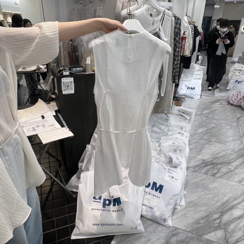 OUS/INCH-L韓國代購女士新品職業人氣推薦連衣裙含腰繩OUS/INCH連衣裙