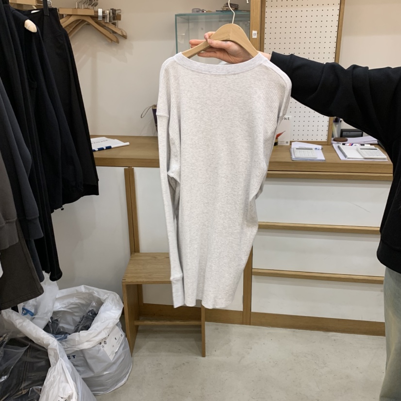 ARCHITEKT韓國代購女士新品時尚休閑職業熱賣人氣長袖T恤ARCHITEKT長袖T恤