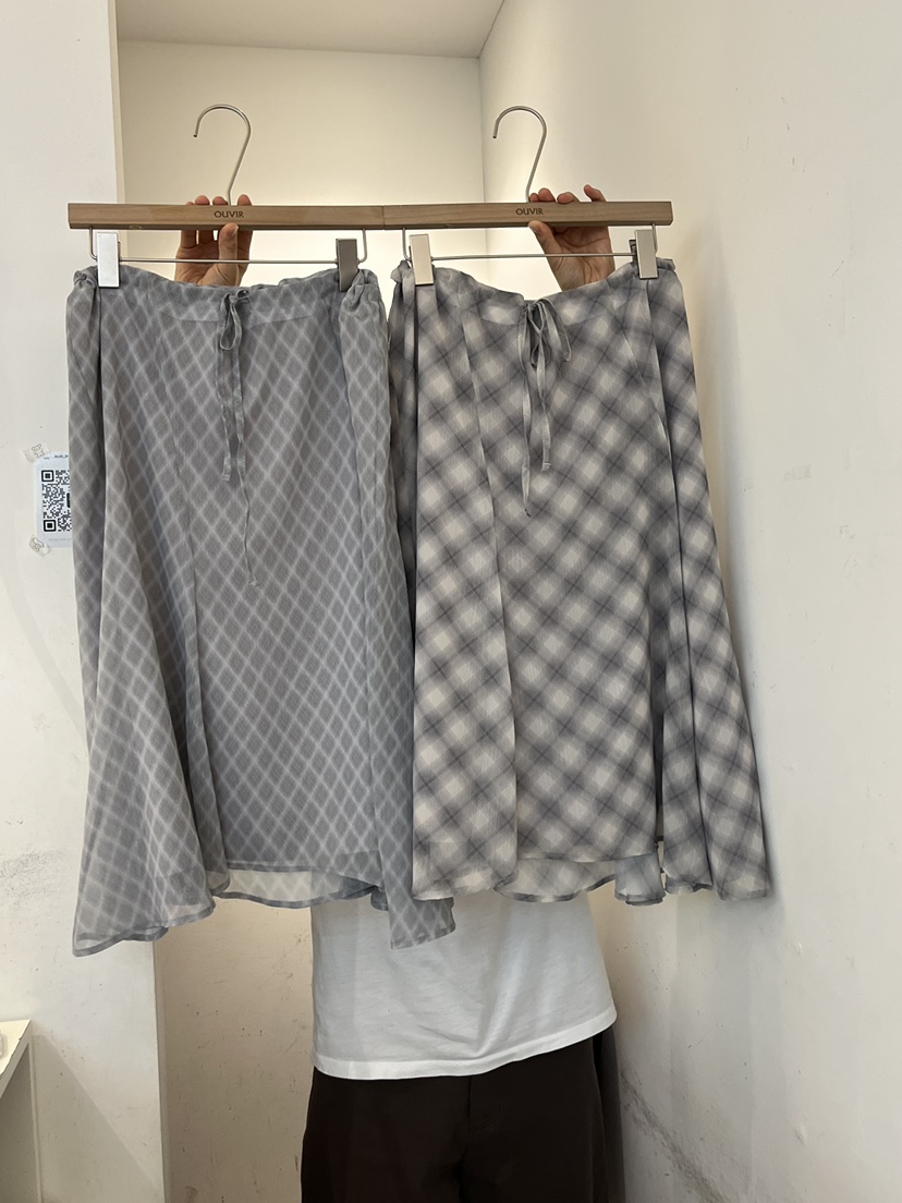 OUVIR韓國直郵女裝新品推薦職業休閑半身裙中短裙格紋鏤空O.V.R/OUVIR半身裙/中短裙