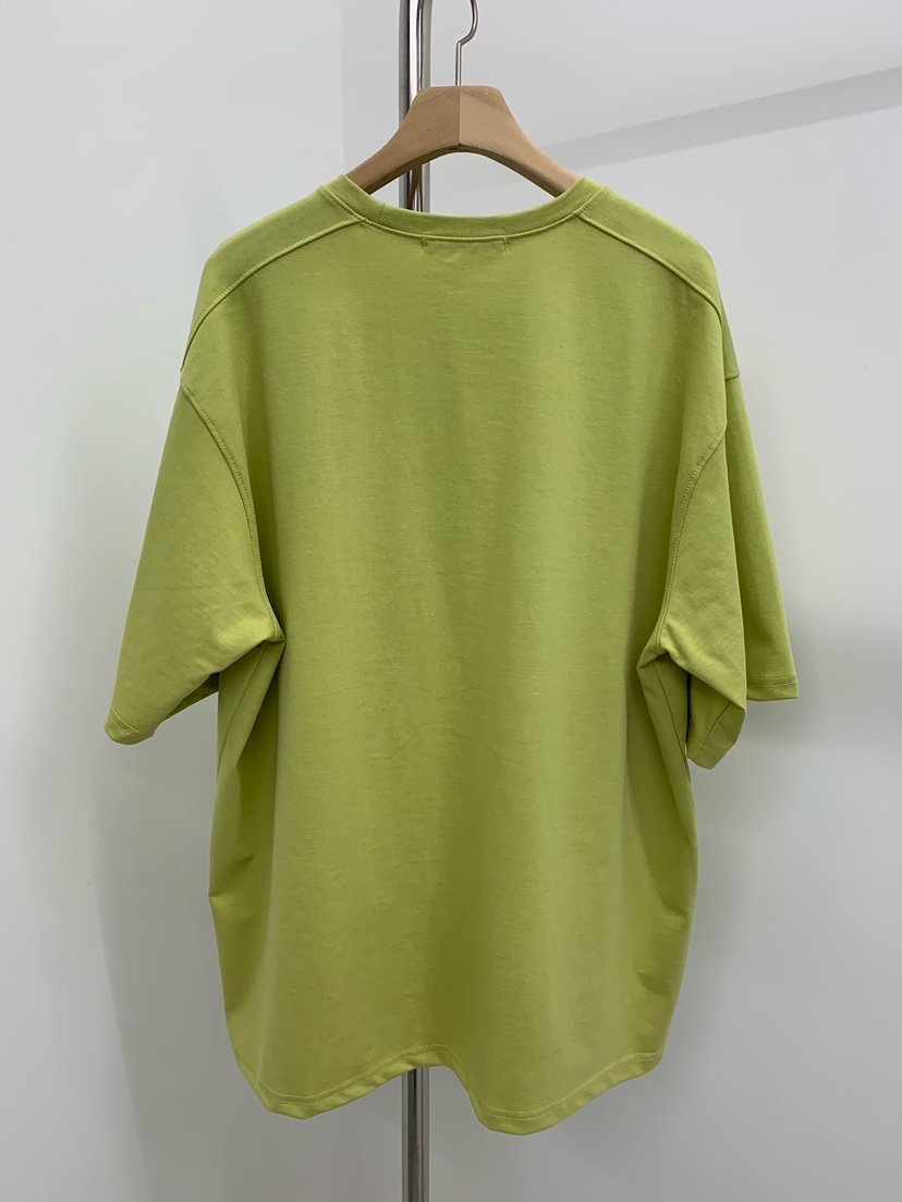 LOVE MY SANTA韓國直郵女裝新品推薦職業人氣真品熱賣T恤Santa/LOVE MY SANTAT恤