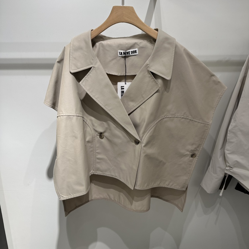 LAMINEDOR東大門直郵女士新品推薦26春夏休閑人氣夾克斗篷LA MINE DOR夾克圖色1