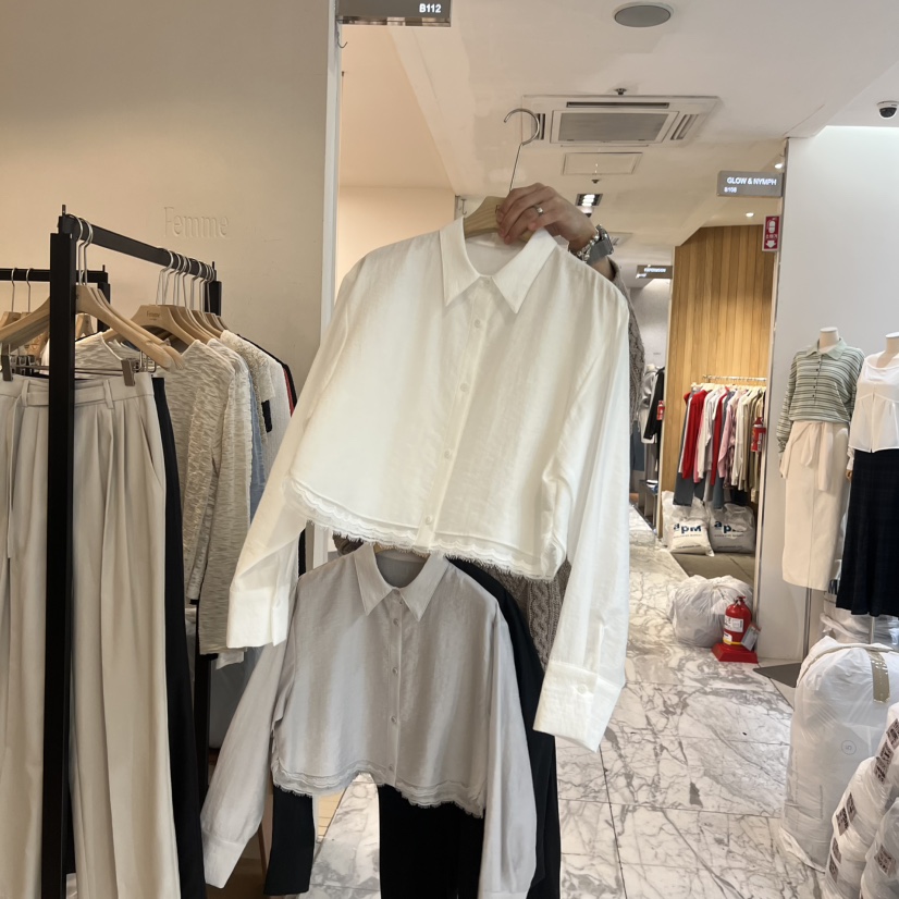 LA MAGIE FEMME韓國代購女裝新品26春夏襯衫蕾絲衫短款蕾絲Lamagie Femme襯衫/蕾絲衫圖色1