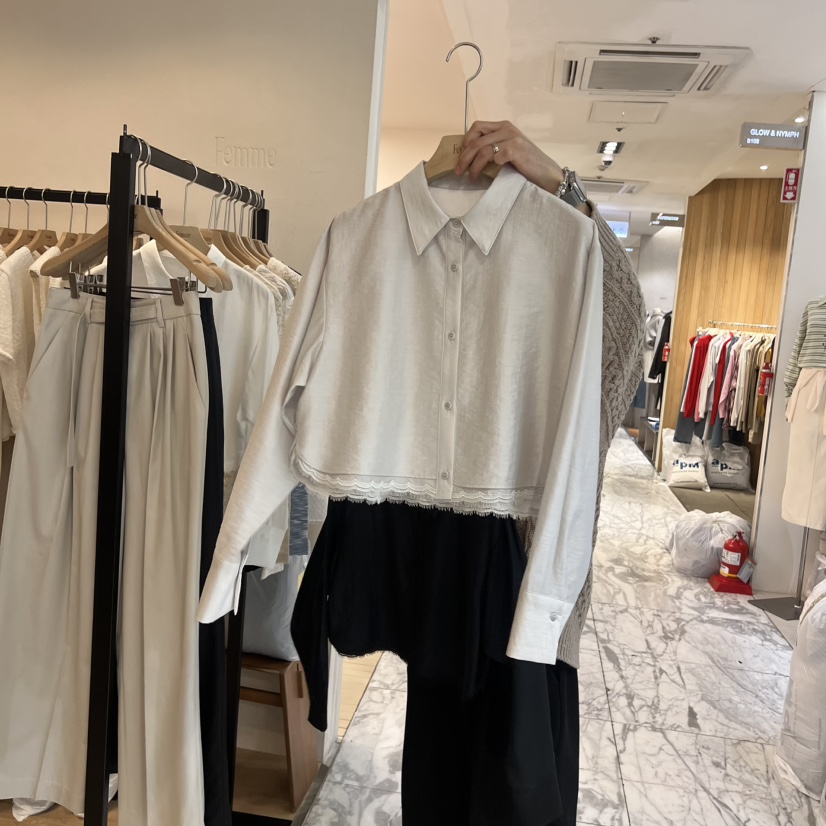 LA MAGIE FEMME韓國代購女裝新品26春夏襯衫蕾絲衫短款蕾絲Lamagie Femme襯衫/蕾絲衫圖色2