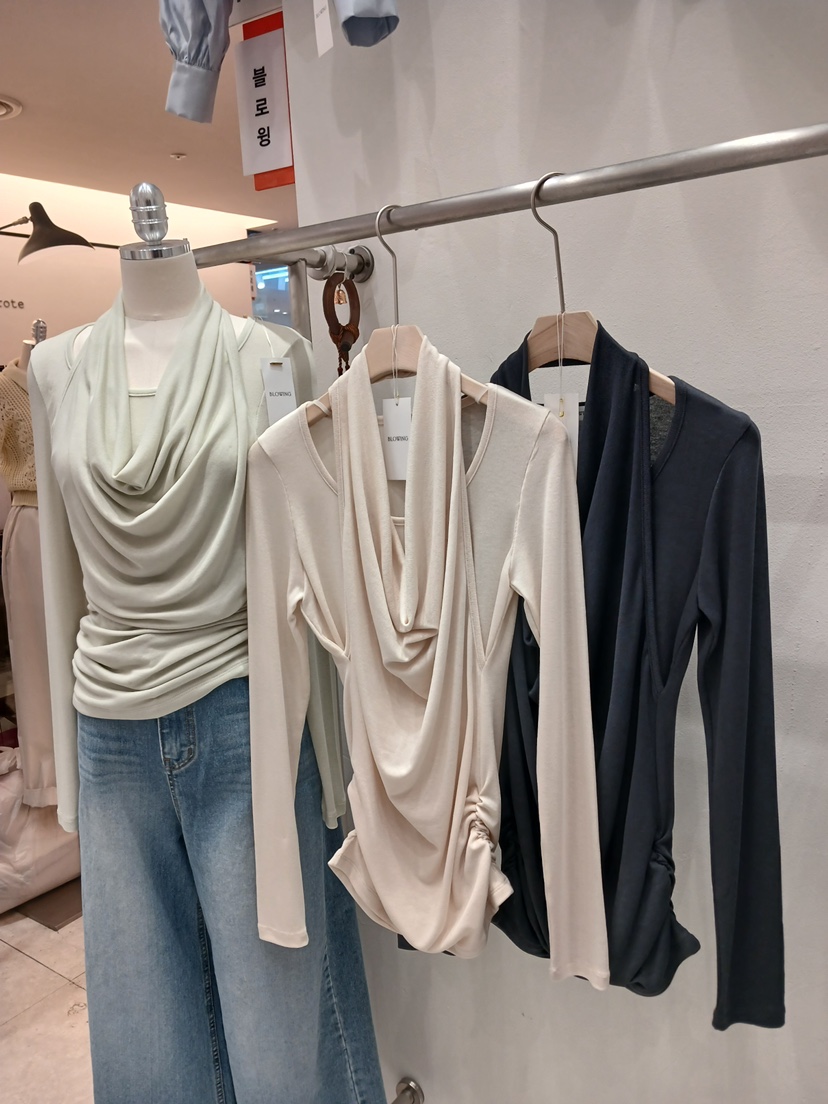 X韓國直郵女士新款推薦人氣休閑熱賣職業長袖T恤假兩件褶皺BLOWING長袖T恤