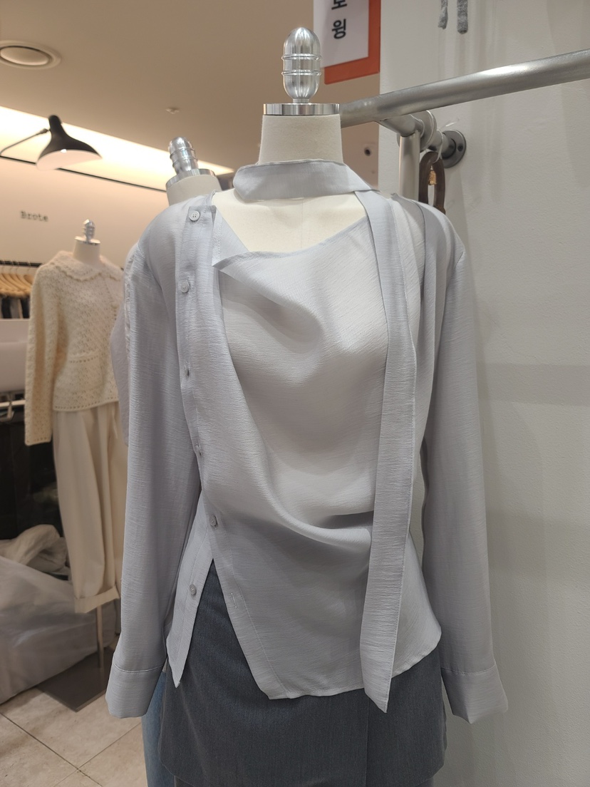 X東大門實拍女士新品推薦人氣職業休閑26春夏熱賣襯衫蕾絲衫BLOWING襯衫/蕾絲衫圖色2