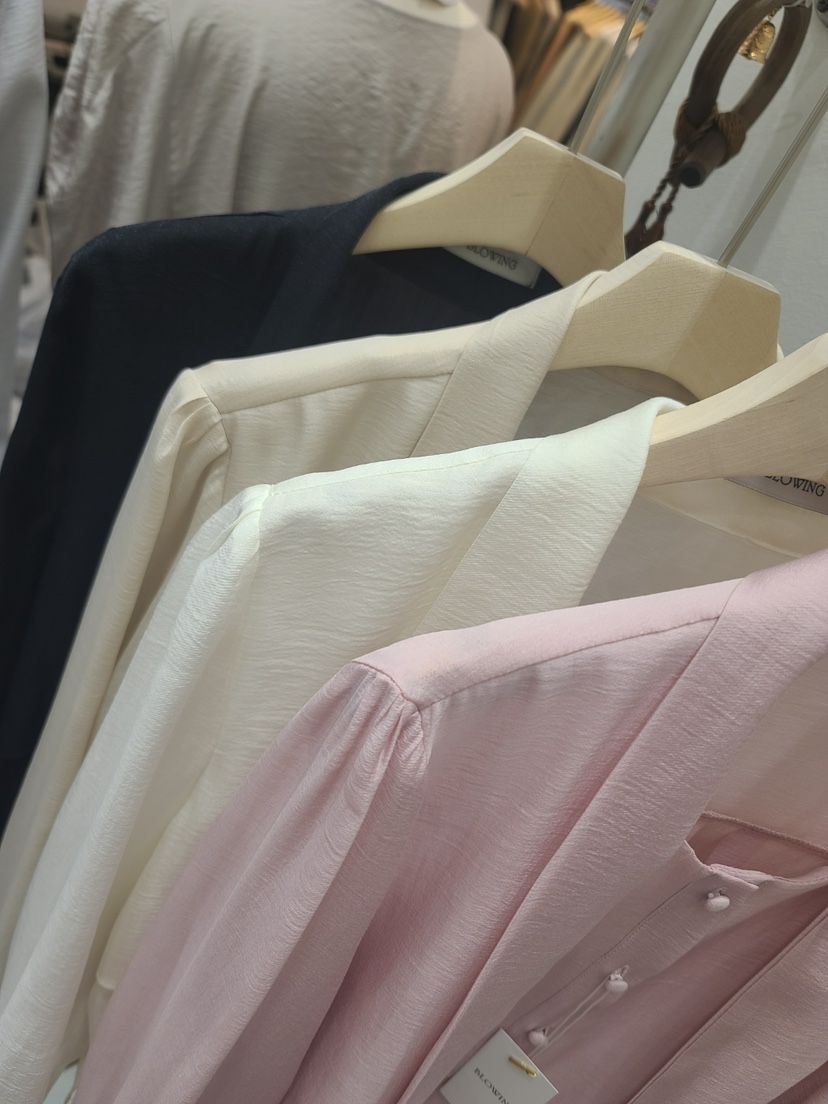 X東大門代購女士新款時尚熱賣職業26春夏推薦人氣襯衫蕾絲衫BLOWING襯衫/蕾絲衫