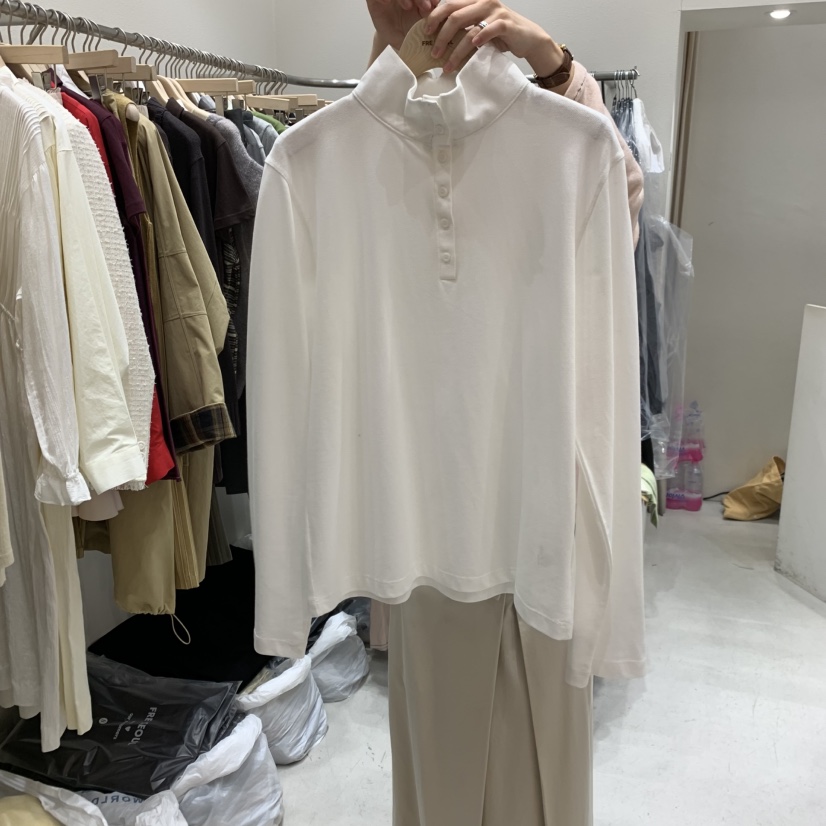 FRE東大門實拍女士新品26春夏時尚職業人氣熱賣長袖T恤高領FRE長袖T恤圖色1
