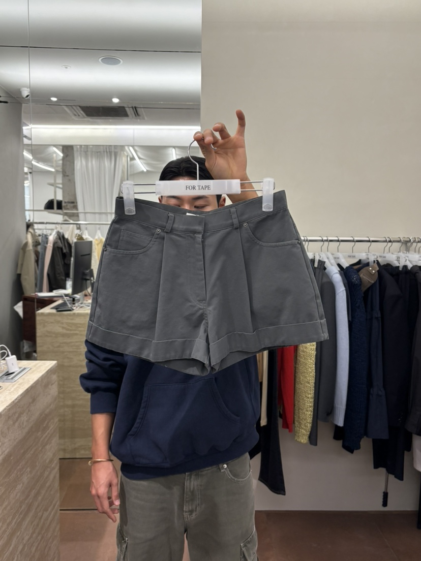 FOR TAPE東大門直郵女裝新品真品人氣熱賣職業時尚推薦短褲FOR TAPE短褲圖色2