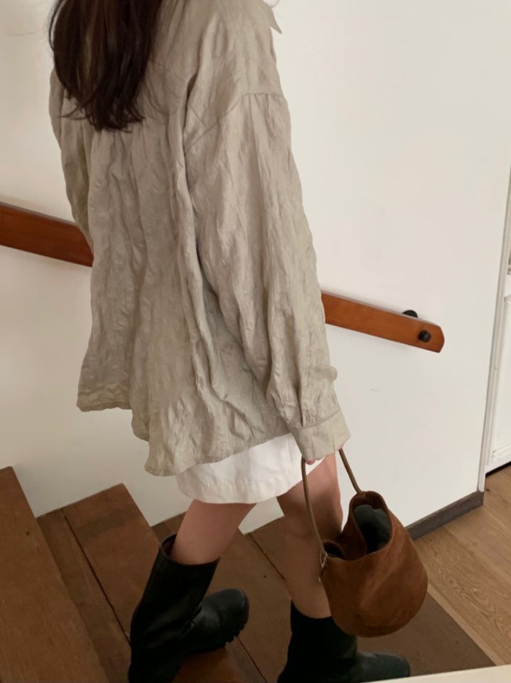 KOMOREBI東大門直郵女裝新品真品熱賣時尚襯衫蕾絲衫褶皺KOMOREBI襯衫/蕾絲衫