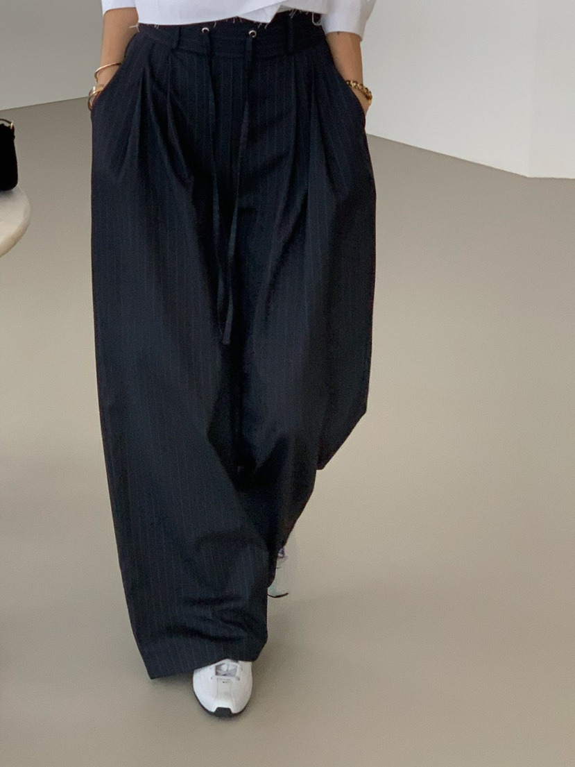 REVE CITE-L韓國直郵女士新款人氣26春夏休閑褲褶裥鏤空REVE CITE-L休閑褲