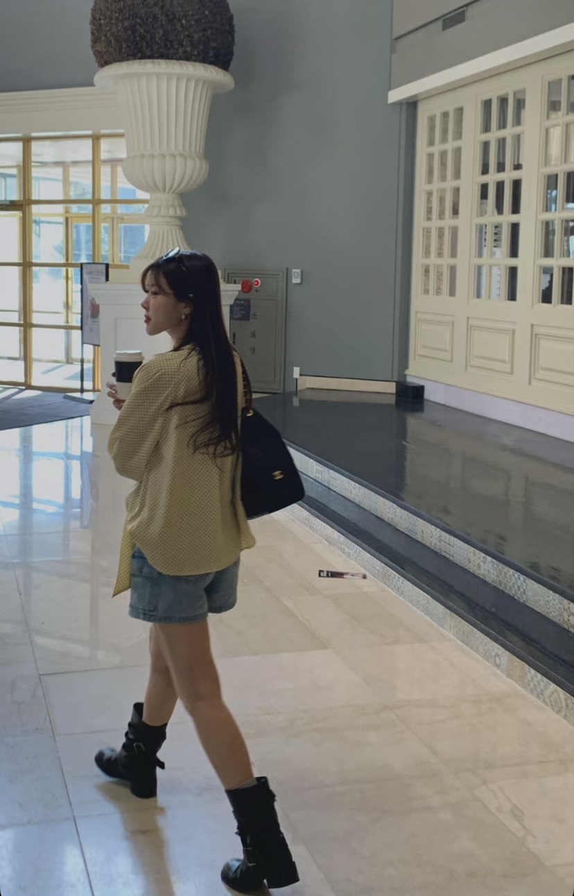 LA CREME東大門直郵女士新品熱賣職業真品休閑襯衫蕾絲衫LA CREME襯衫/蕾絲衫