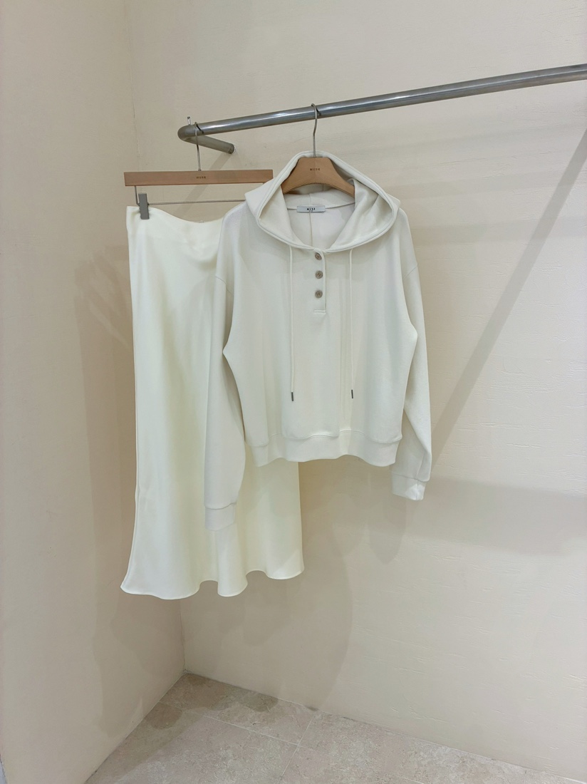 MUSE-P韓國直郵女裝新品時尚人氣26春夏熱賣推薦裙子絲綢MUSE-P裙子