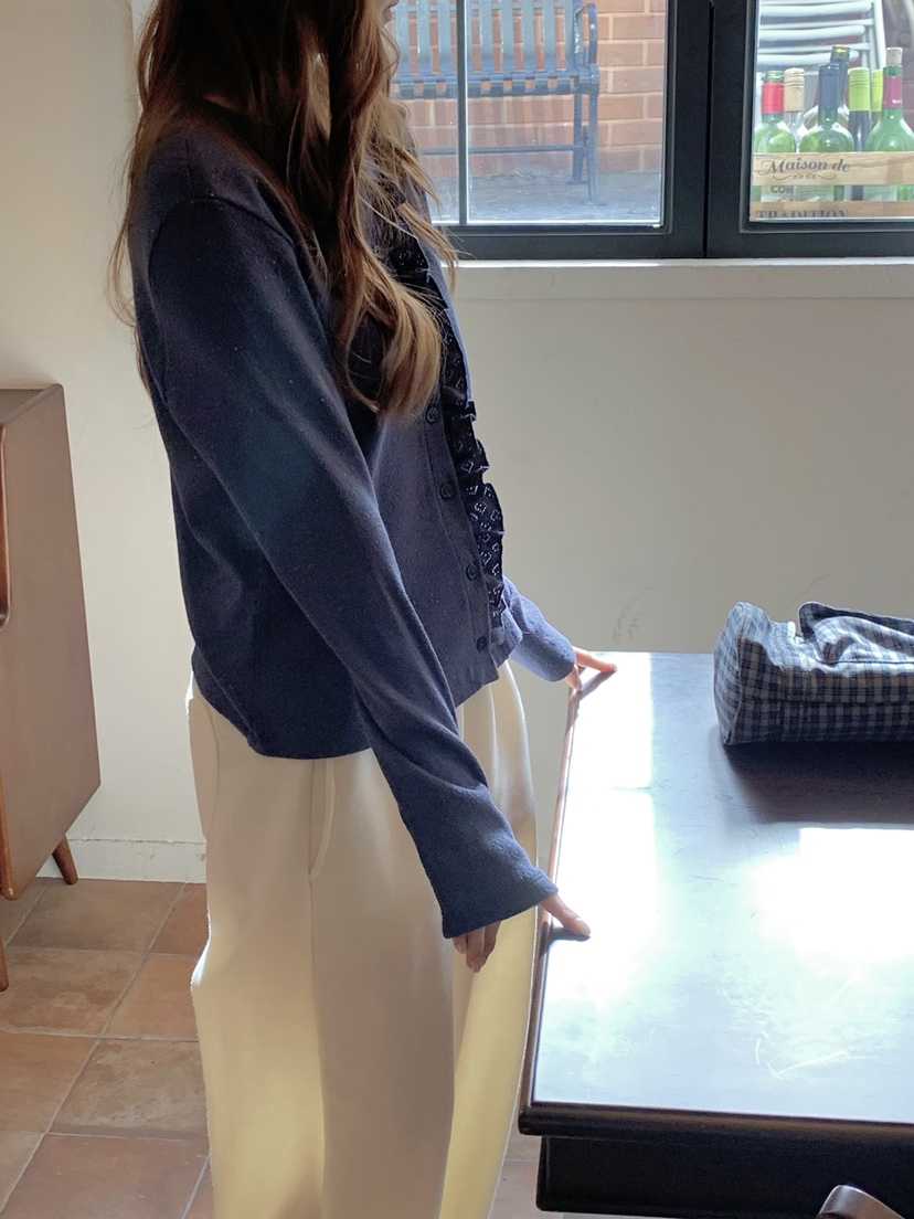 BEFORE SUNRISE韓國東大門直郵女士新品人氣針織衫華夫格褶皺BEFORE SUNRISE針織衫