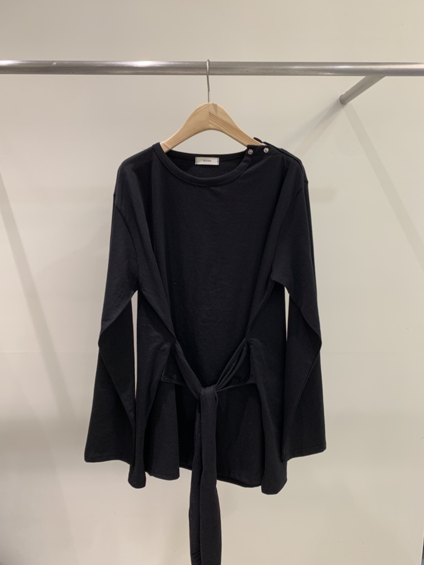 ZITTEN韓國東大門代購女士新款熱賣職業推薦時尚人氣長袖T恤ZITTEN長袖T恤圖色2