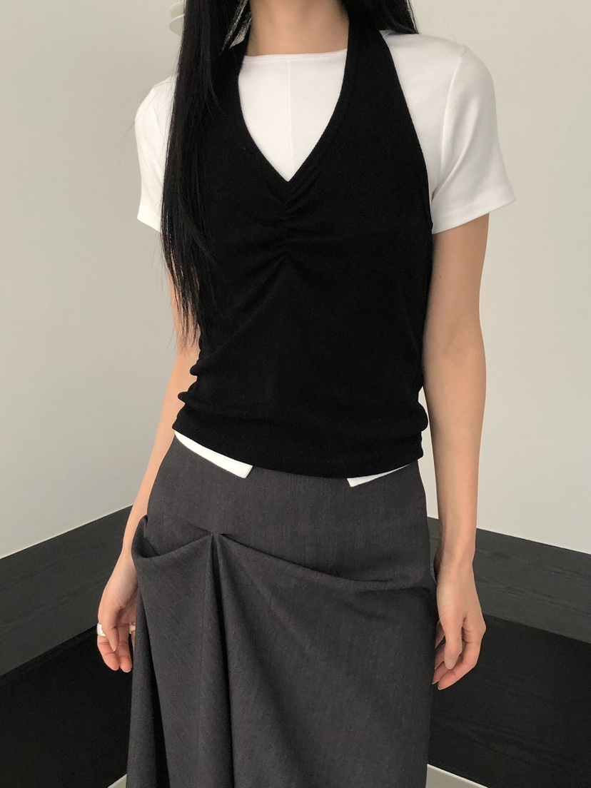 MOMENT韓國直郵實拍女裝新款時尚休閑推薦吊帶背心不含內搭MOMENT/RECOVER吊帶/背心圖色2