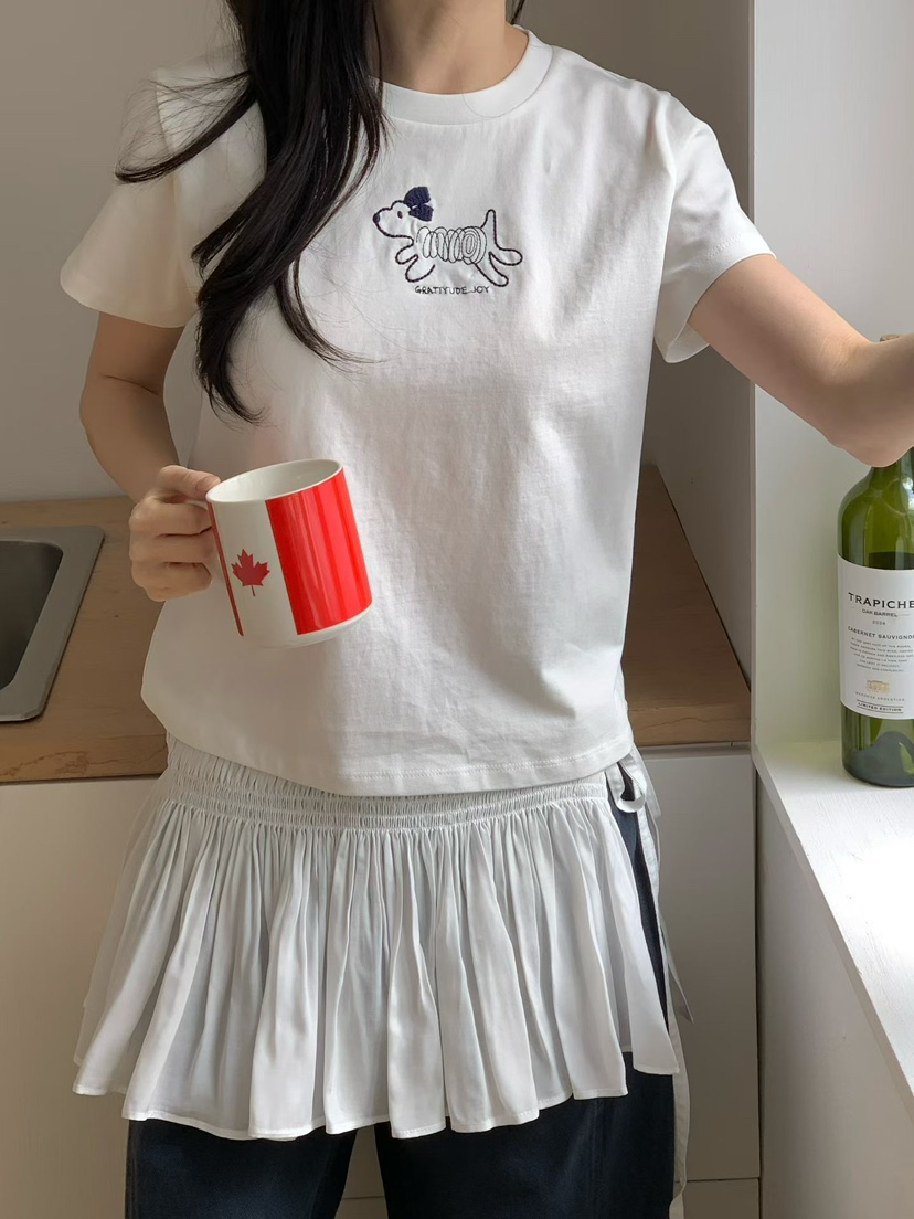 BINUS韓國東大門直郵女裝新品26春夏人氣職業推薦T恤狗狗BINUST恤