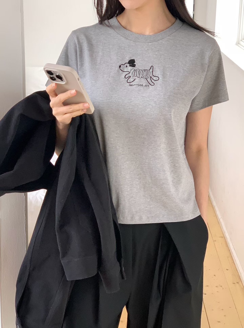 BINUS韓國東大門直郵女裝新品26春夏人氣職業推薦T恤狗狗BINUST恤圖色2