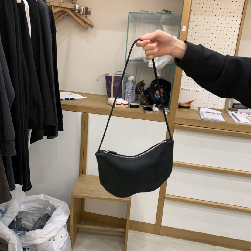 ARCHITEKT韓國直郵女裝新款職業時尚人氣熱賣手拿包腋下包ARCHITEKT手拿包/腋下包圖色1