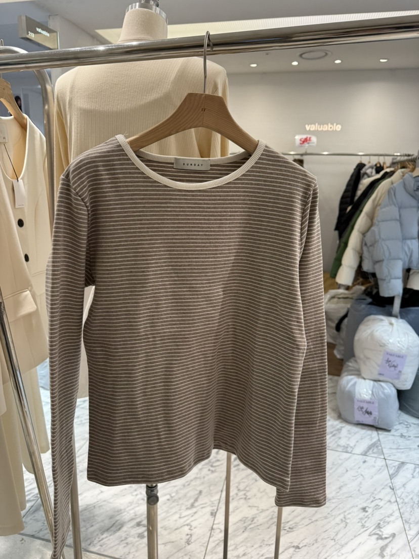 FF/SUNDAY韓國代購女士新品推薦職業26春夏人氣時尚長袖T恤FF/SUNDAY長袖T恤圖色2
