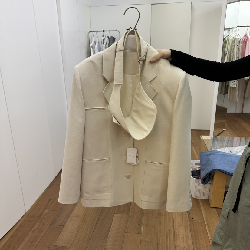 MYNAMEIS/AIME HOPE MAKE韓國東大門直郵女裝新品推薦夾克含腰帶MYNAMEIS/AIME HOPE MAKE夾克圖色1