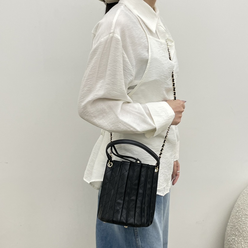 J PLACE韓國東大門代購女士新款26春夏職業休閑單肩斜跨包J PLACE單肩/斜跨包