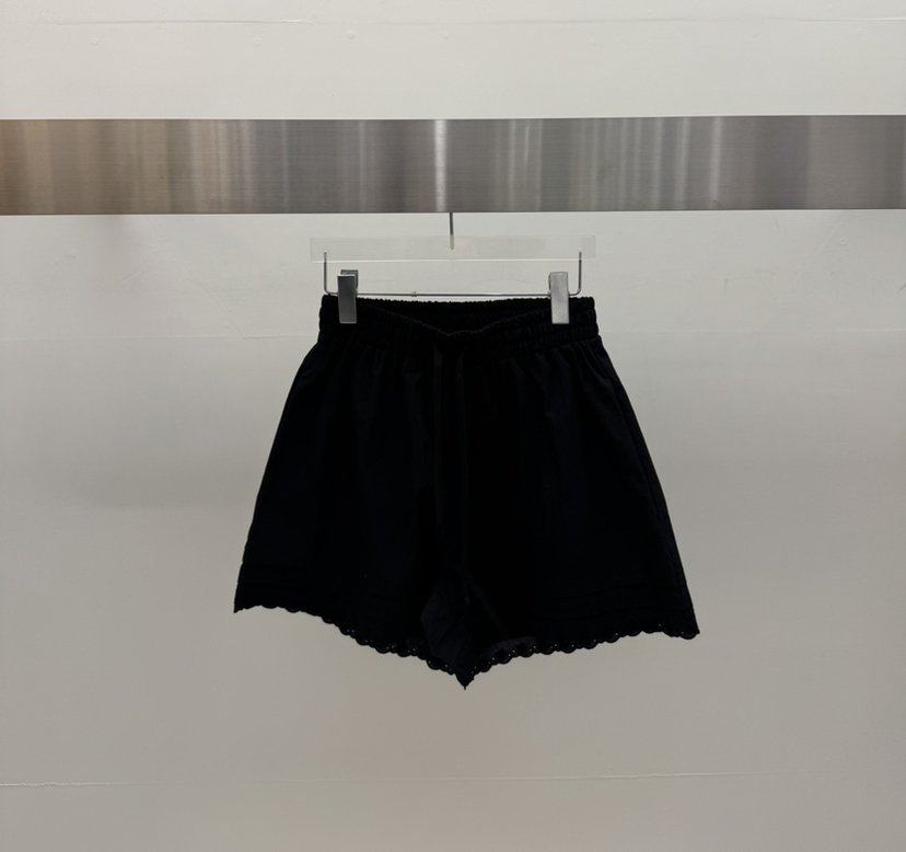 AMOOD韓國直郵女裝新品推薦休閑熱賣26春夏職業短褲柔軟褶裥AMOOD短褲圖色2