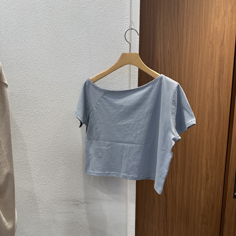 ON THE MODE韓國東大門直郵女裝新款時尚推薦休閑26春夏T恤ON THE MODET恤圖色2