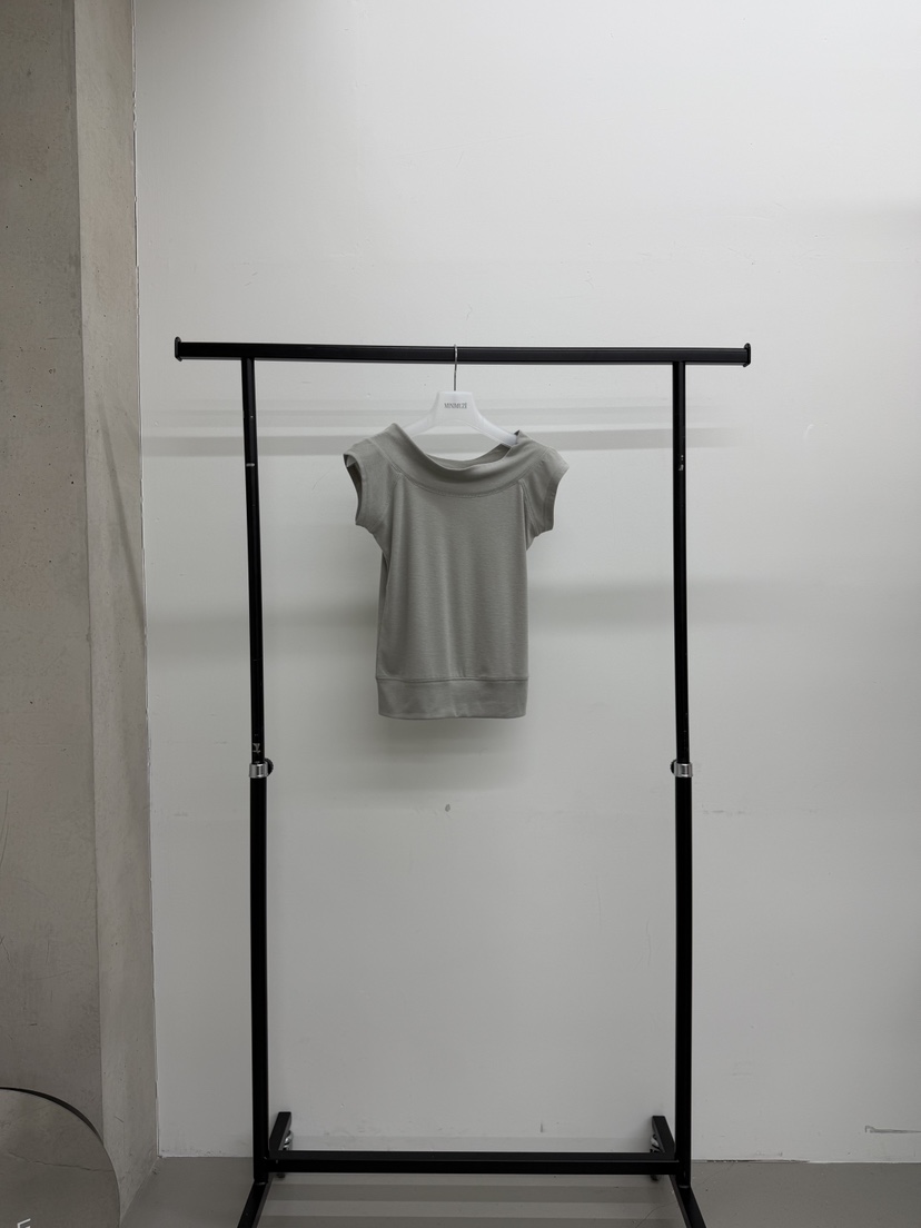 MINIMUZE韓國直郵實拍女裝新款休閑26春夏職業人氣T恤露肩MINIMUZET恤圖色3