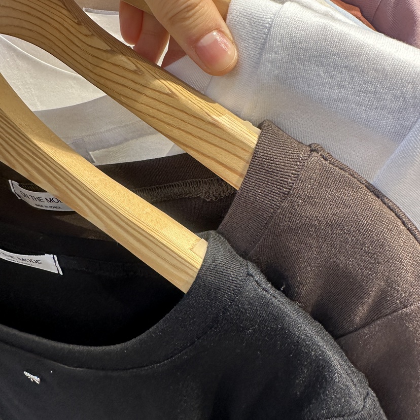 ON THE MODE韓國直郵實拍女士新品26春夏推薦時尚熱賣T恤ON THE MODET恤