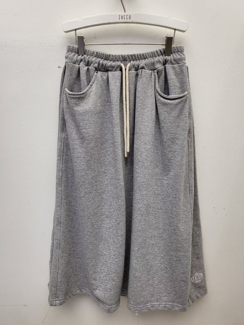 ZACCU韓國直郵實拍女裝新款人氣26春夏職業半身裙中短裙刺繡ZACCU半身裙/中短裙圖色2