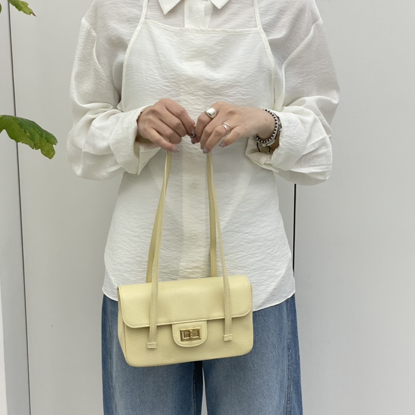 J PLACE韓國東大門直郵女士新品熱賣推薦人氣單肩斜跨包J PLACE單肩/斜跨包