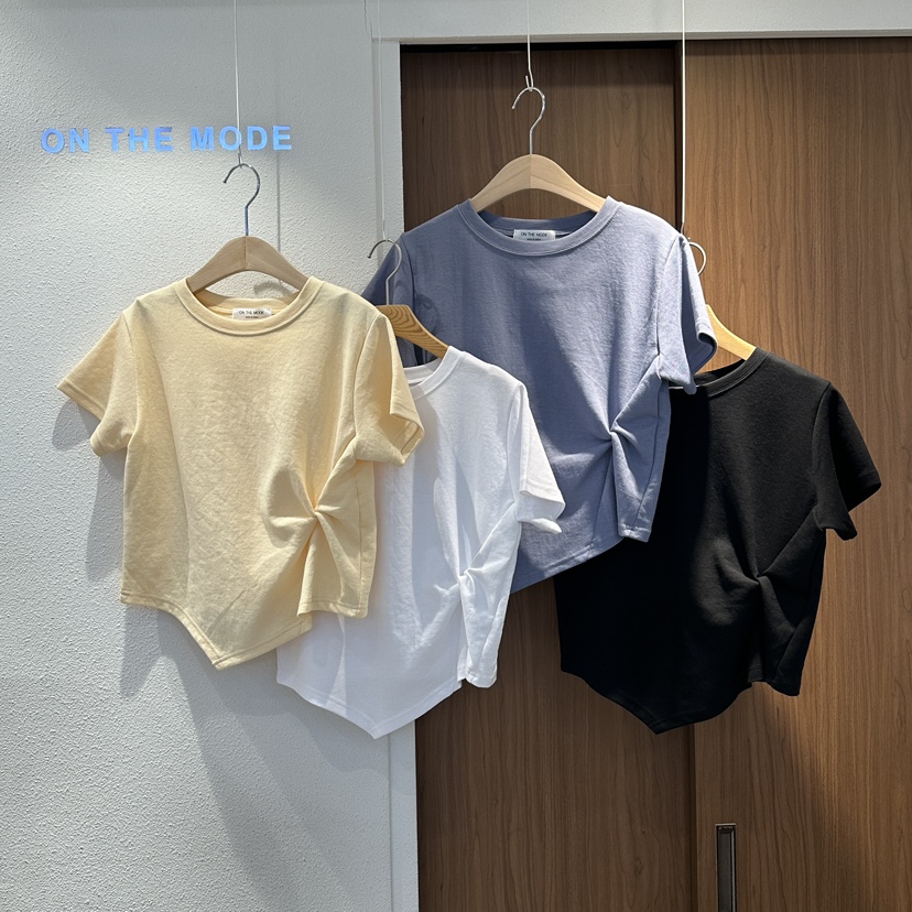 ON THE MODE韓國直郵實拍女裝新品推薦人氣26春夏熱賣T恤ON THE MODET恤