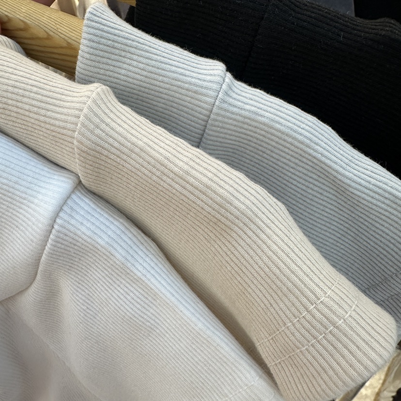 ON THE MODE韓國東大門直郵女裝新款時尚26春夏職業T恤ON THE MODET恤