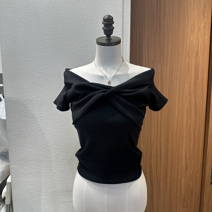 ON THE MODE韓國東大門直郵女裝新款時尚26春夏職業T恤ON THE MODET恤圖色4