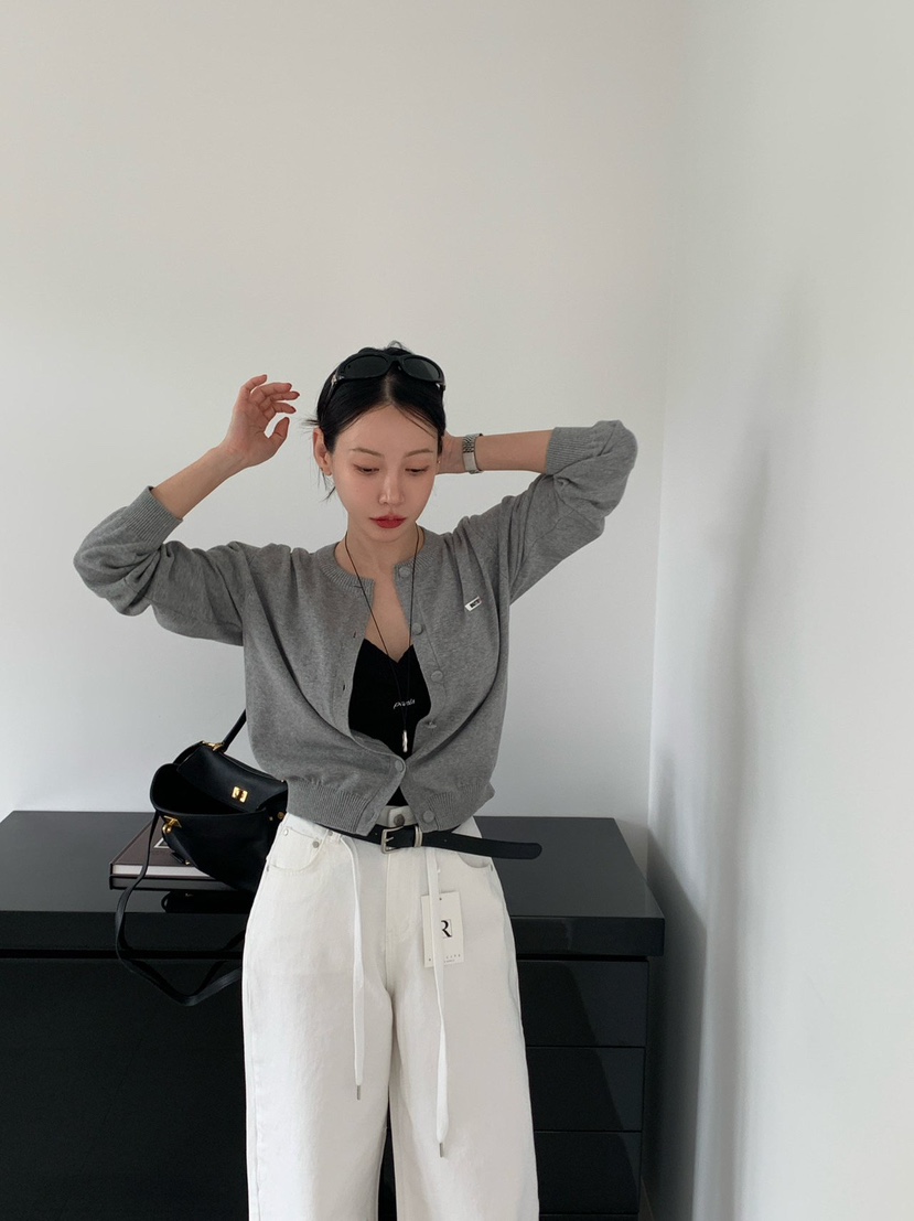 REVE CITE-L韓國東大門直郵女裝新品人氣針織衫奶油色開衫REVE CITE-L針織衫