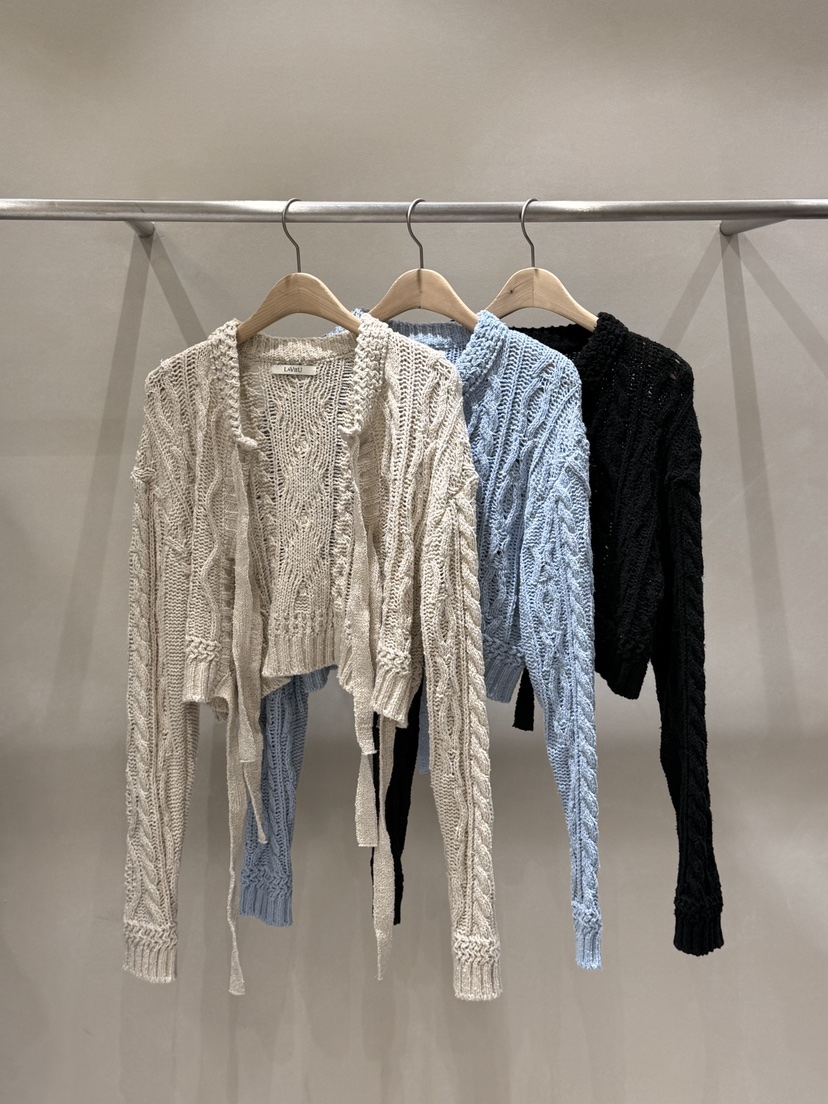 LAVIEU韓國東大門直郵女裝新款熱賣職業針織衫麻花針織短款LAVIEU針織衫