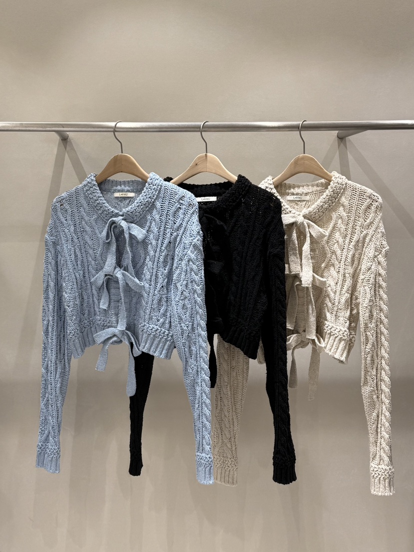 LAVIEU韓國東大門直郵女裝新款熱賣職業針織衫麻花針織短款LAVIEU針織衫