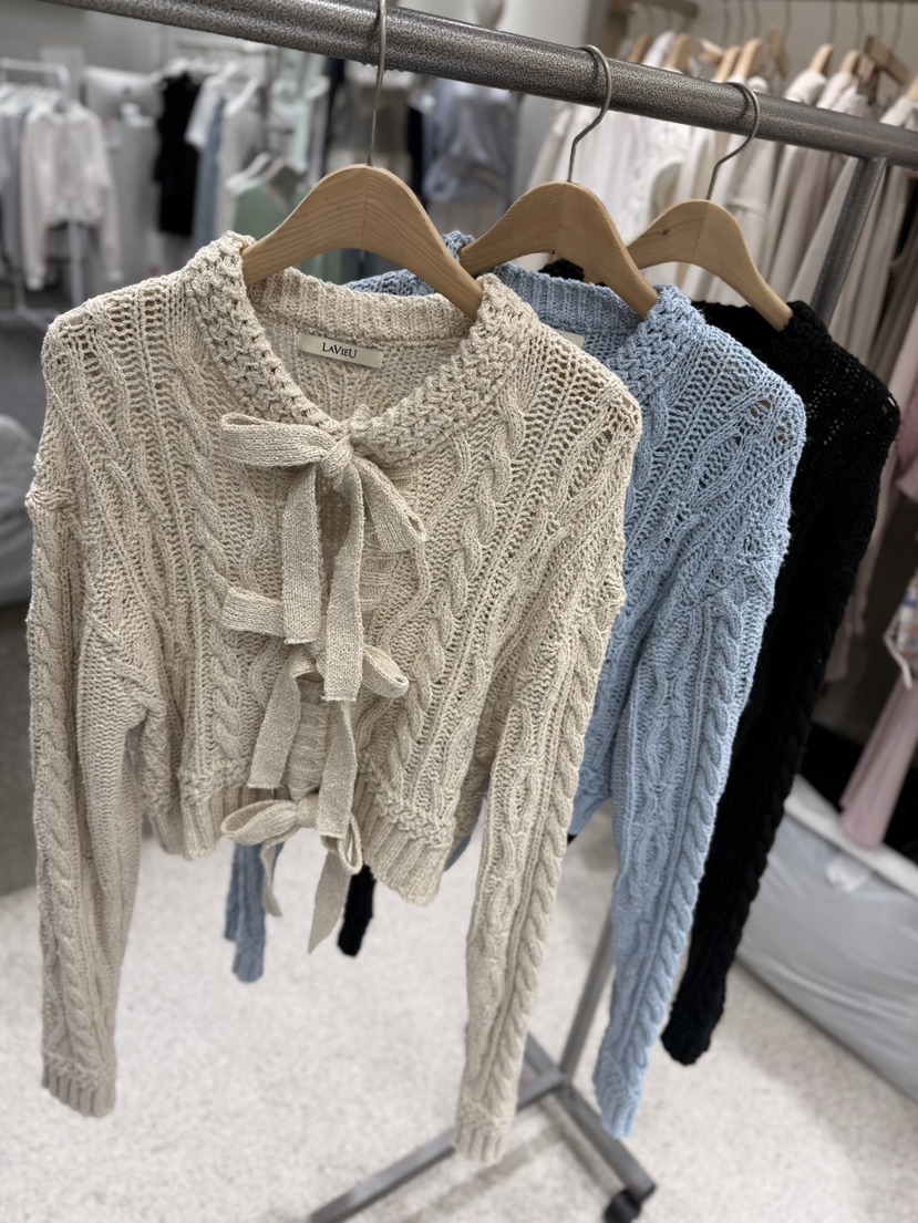 LAVIEU韓國東大門直郵女裝新款熱賣職業針織衫麻花針織短款LAVIEU針織衫