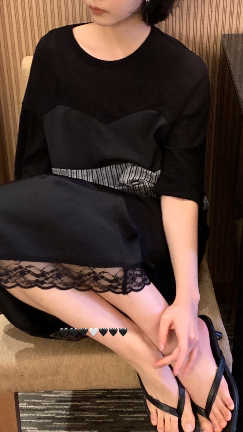 OVER RICH韓國代購女士新款26春夏推薦職業人氣熱賣時尚T恤OVER RICHT恤