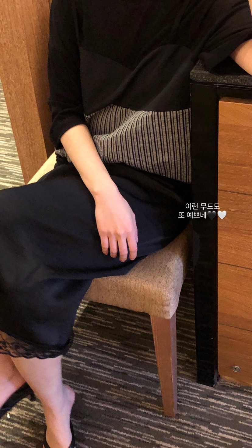 OVER RICH韓國代購女士新款26春夏推薦職業人氣熱賣時尚T恤OVER RICHT恤