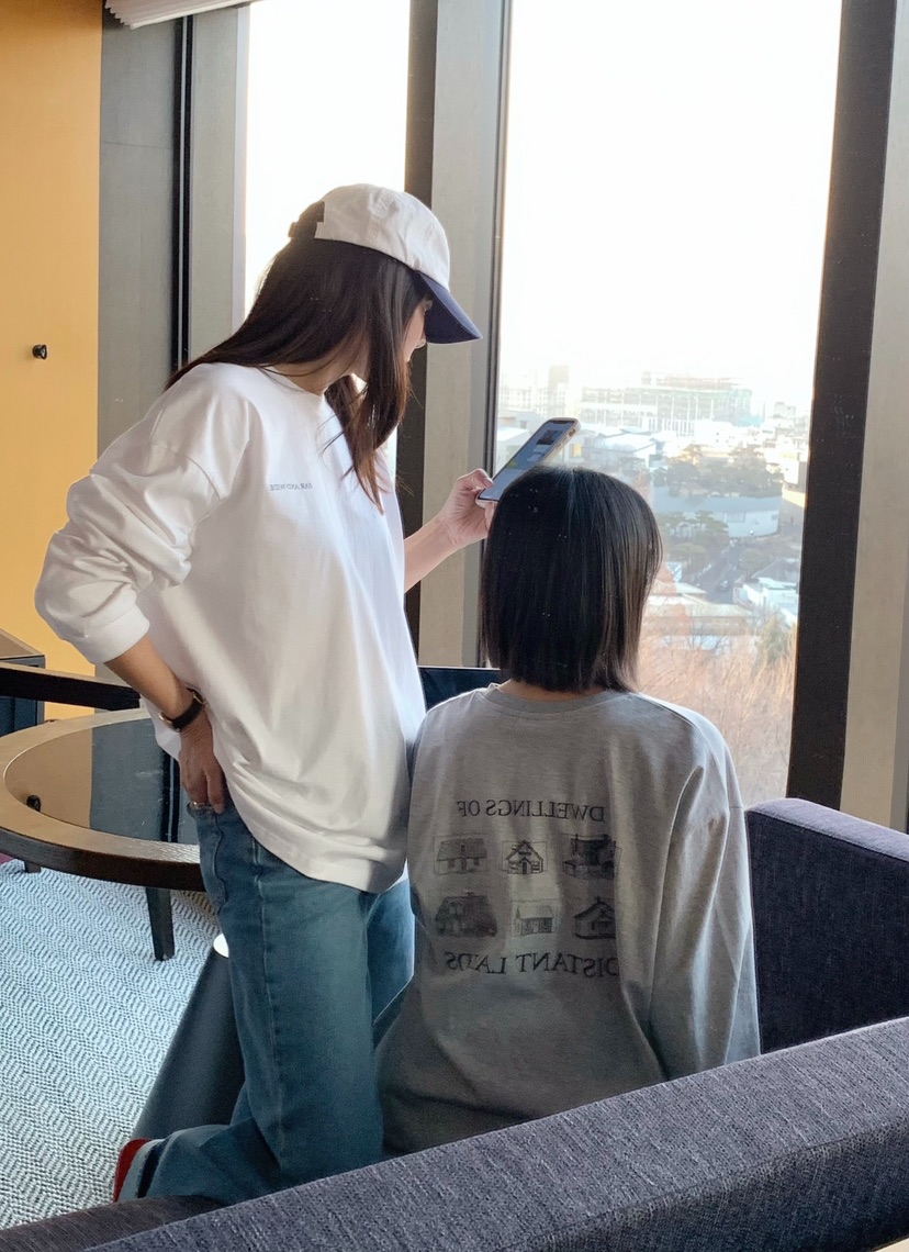 COURGETTE韓國東大門代購女士新款推薦熱賣時尚26春夏長袖T恤COURGETTE長袖T恤