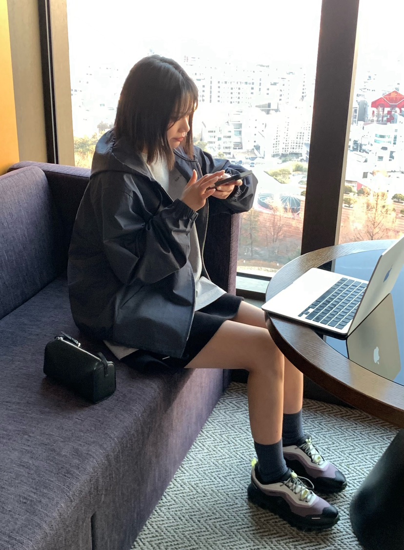 COURGETTE韓國東大門代購女士新款推薦熱賣時尚26春夏長袖T恤COURGETTE長袖T恤