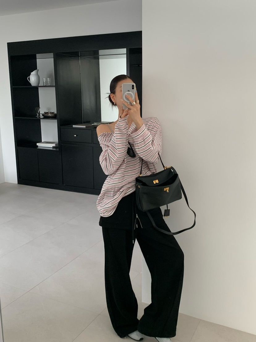 REVE CITE-L韓國東大門代購女裝新款推薦熱賣26春夏長袖T恤REVE CITE-L長袖T恤