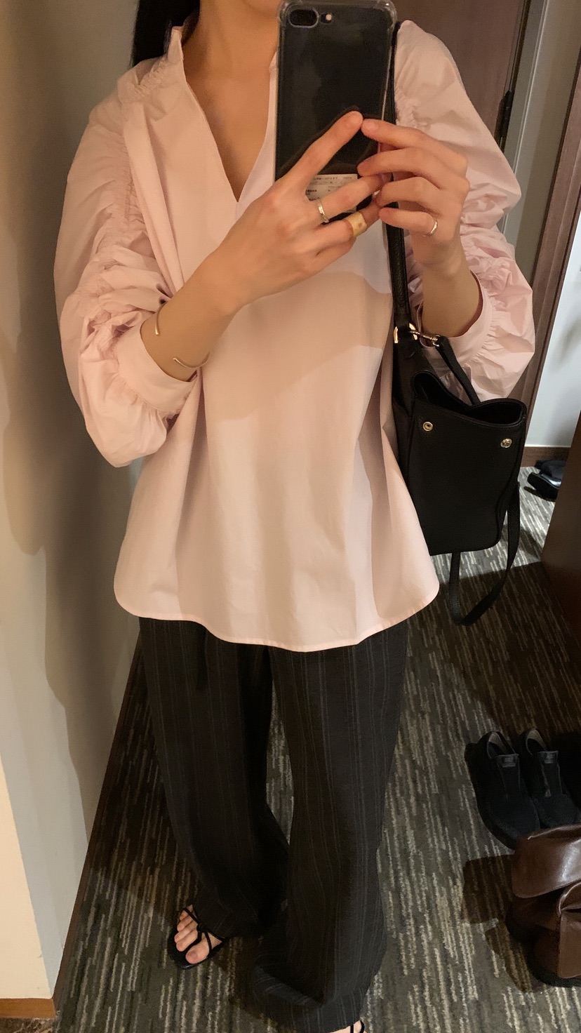 OVER RICH韓國東大門直郵女裝新款26春夏推薦襯衫蕾絲衫OVER RICH襯衫/蕾絲衫