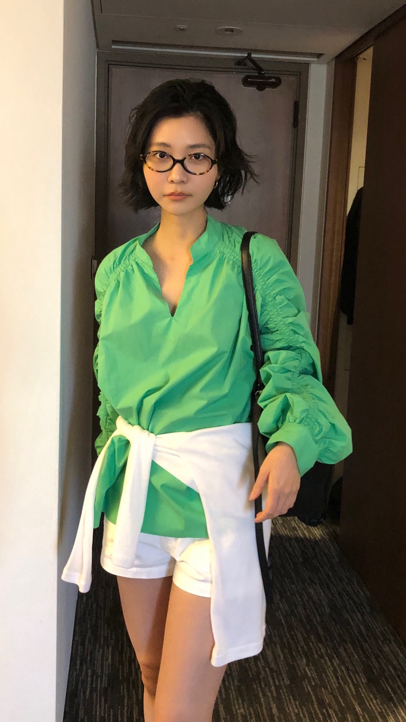 OVER RICH韓國東大門直郵女裝新款26春夏推薦襯衫蕾絲衫OVER RICH襯衫/蕾絲衫